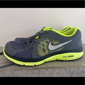 Women’s Neon & Gray Nike Sneakers - Size 7Y (fits like size 8 womens)